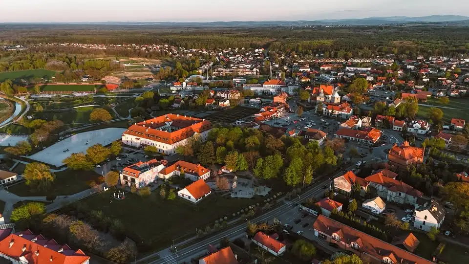 Uwaga kierowcy! Czasowe utrudnienia w ruchu w Niepołomicach