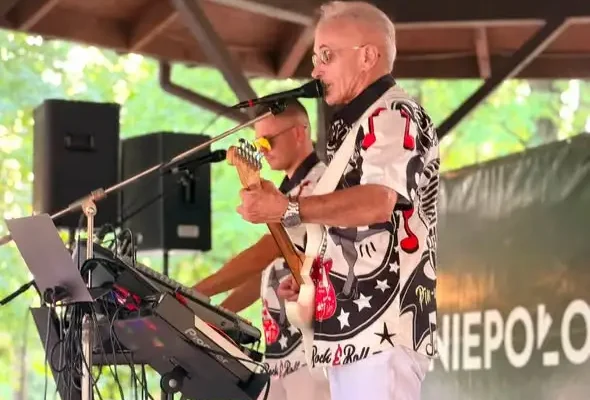 Disco w Parku Miejskim w Niepołomicach – taneczna zabawa z półfinalistą Voice of Poland Senior