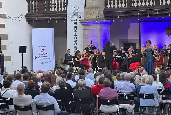 Finał Festiwalu Operowo-Operetkowego w Niepołomicach: Włoska Gala Operowa na Zamku Królewskim